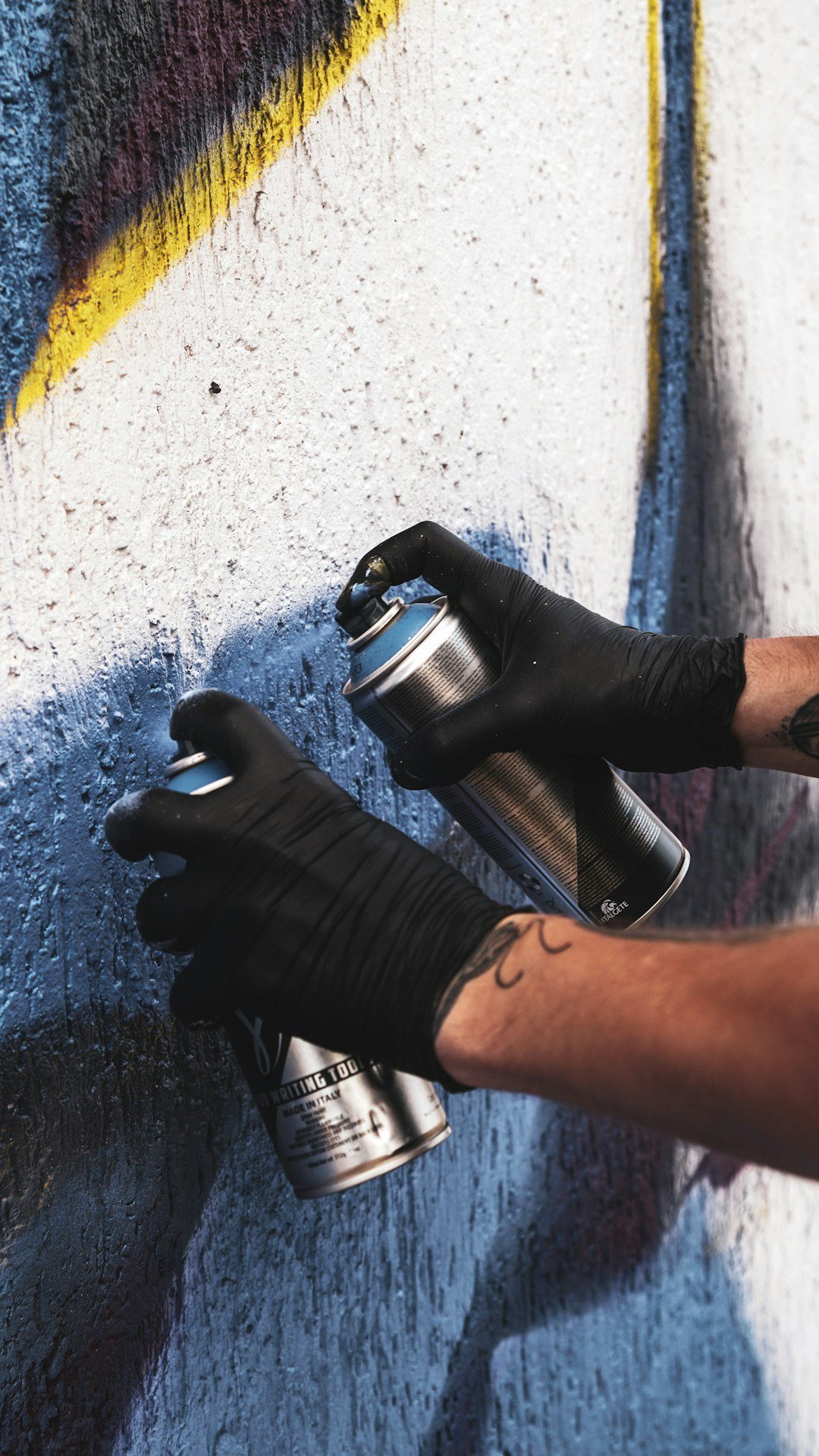 Durable Spray Painting Solutions