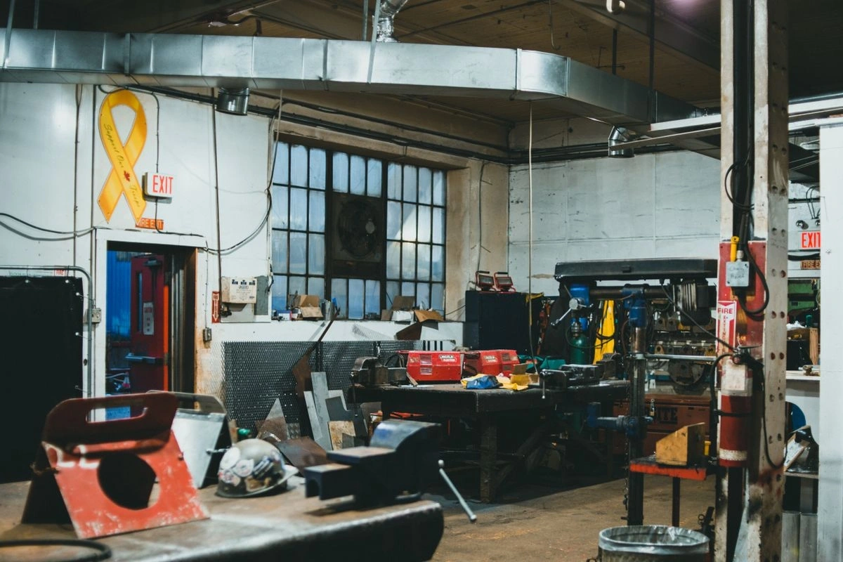 Professional Shot Blasting and Spray Painting Services