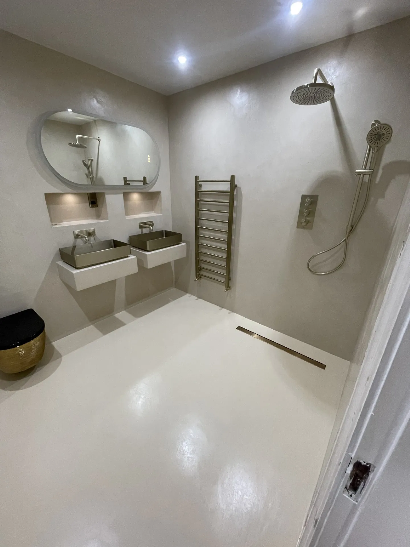Seamless Wet Rooms